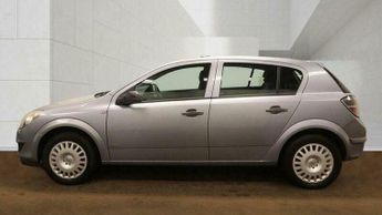 Vauxhall Astra 1.8i 16v Life 5dr