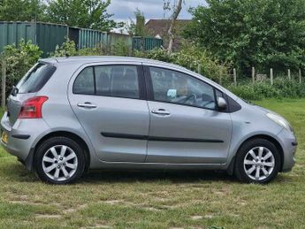 Toyota Yaris 1.3 VVT-i Zinc 5dr