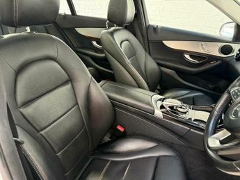 Mercedes-Benz C Class 2.0 C350e 6.4kWh Sport (Premium) G-Tronic+ Euro 6 (s/s) 4dr