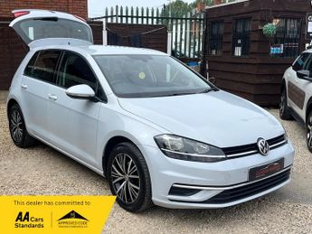 Volkswagen Golf SE NAVIGATION TSI BLUEMOTION TECHNOLOGY DSG