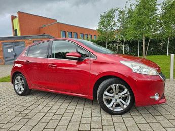 Peugeot 208 1.2 e-VTi PureTech Allure Hatchback 5dr Petrol EGC Euro 5 (s/s) 