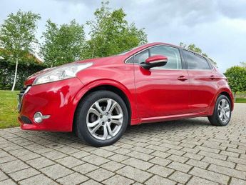 Peugeot 208 1.2 e-VTi PureTech Allure Hatchback 5dr Petrol EGC Euro 5 (s/s) 
