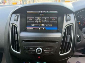 Ford Focus 1.6 Titanium Powershift Euro 6 5dr