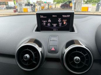 Audi A1 1.4 TFSI Sport S Tronic Euro 5 (s/s) 3dr