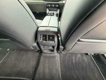 Citroen C5 1.6 12.4kWh Shine Plus e-EAT8 Euro 6 (s/s) 5dr