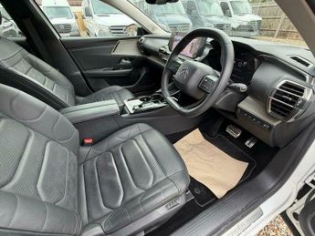 Citroen C5 1.6 12.4kWh Shine Plus e-EAT8 Euro 6 (s/s) 5dr