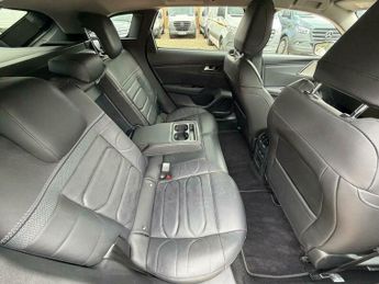 Citroen C5 1.6 12.4kWh Shine Plus e-EAT8 Euro 6 (s/s) 5dr