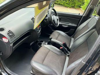 Kia Picanto 1.0 1 5dr