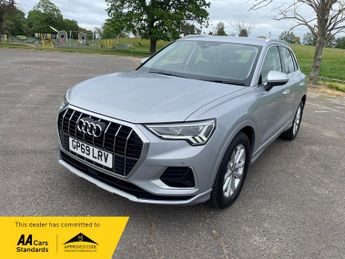 Audi Q3 1.5 TFSI CoD 35 Sport SUV 5dr Petrol S Tronic Euro 6 (s/s) (150 