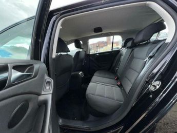 Volkswagen Golf 1.6 TDI SE DSG Euro 5 5dr