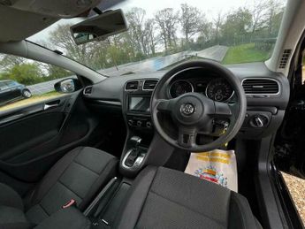 Volkswagen Golf 1.6 TDI SE DSG Euro 5 5dr