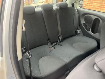 Nissan Micra ACENTA