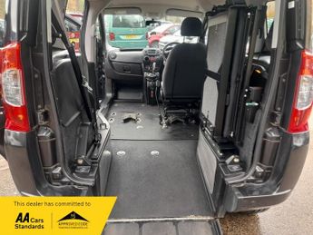 Fiat Qubo MULTIJET LOUNGE DUALOGIC, SIRUIS UP FRONT CONVERSION WITH POWER 