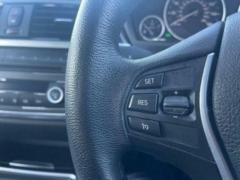 BMW 3 SERIES 2.0 320d Luxury Auto Euro 5 (s/s) 4dr