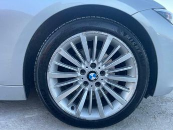 BMW 3 SERIES 2.0 320d Luxury Auto Euro 5 (s/s) 4dr