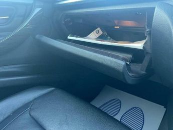 BMW 3 SERIES 2.0 320d Luxury Auto Euro 5 (s/s) 4dr