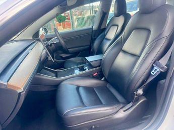 Tesla Model 3 Standard Range Plus Saloon 4dr Electric Auto RWD (241 bhp)