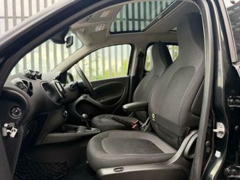 Smart ForFour 17.6kWh Premium Auto 5dr (22kW Charger)