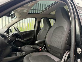 Smart ForFour 17.6kWh Premium Auto 5dr (22kW Charger)