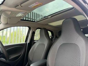 Smart ForFour 17.6kWh Premium Auto 5dr (22kW Charger)