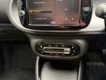 Smart ForFour 17.6kWh Premium Auto 5dr (22kW Charger)