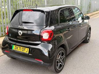 Smart ForFour 17.6kWh Premium Auto 5dr (22kW Charger)