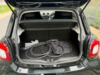 Smart ForFour 17.6kWh Premium Auto 5dr (22kW Charger)