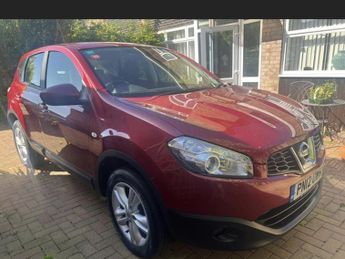 Nissan Qashqai 1.5 dCi Acenta SUV 5dr Diesel Manual 2WD Euro 5 (110 ps)