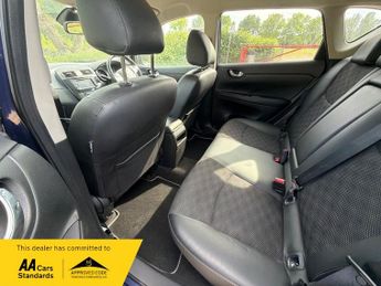 Nissan Pulsar 1.2 DIG-T N-Connecta Hatchback 5dr Petrol Manual Euro 6 (s/s) (1