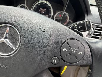 Mercedes-Benz E Class E220 CDI BLUEEFFICIENCY S/S SE
