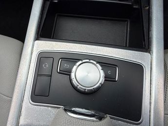 Mercedes-Benz E Class E220 CDI BLUEEFFICIENCY S/S SE