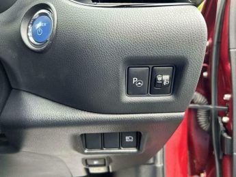 Toyota C-HR 1.8 VVT-h Design CVT Euro 6 (s/s) 5dr