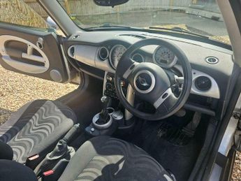 MINI Hatch 1.6 One CVT Euro 3 3dr