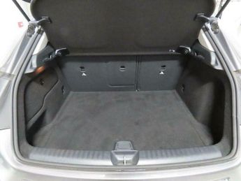 Mercedes-Benz C Class 1.6 GLA180 Urban Edition 7G-DCT Euro 6 (s/s) 5dr