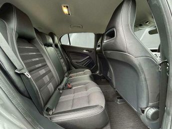Mercedes-Benz C Class 1.6 GLA180 Urban Edition 7G-DCT Euro 6 (s/s) 5dr