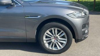 Jaguar F-Pace PORTFOLIO AWD