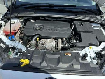 Ford Focus 1.5 TDCi Zetec Powershift Euro 6 (s/s) 5dr