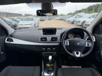 Renault Megane 1.5 dCi Dynamique TomTom EDC Euro 5 5dr