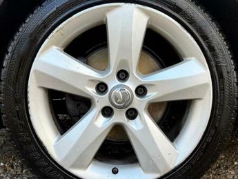 Vauxhall Meriva 1.4i Exclusiv Euro 6 5dr
