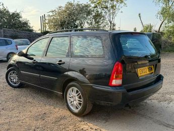Ford Focus 1.6i 16v LX 5dr