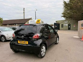 Toyota AYGO 1.0 VVT-i Fire Euro 5 5dr