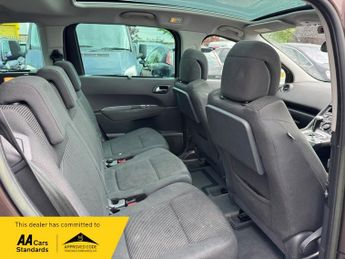 Peugeot 5008 HDI ALLURE
