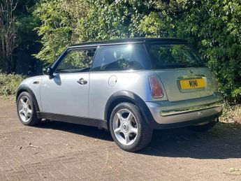MINI Hatch COOPER