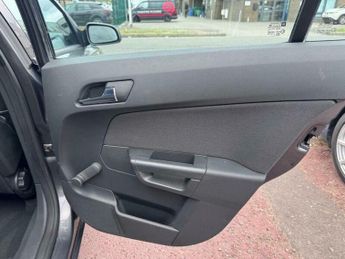Vauxhall Astra 1.8i 16v Life 5dr