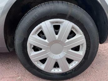 Vauxhall Astra 1.8i 16v Life 5dr