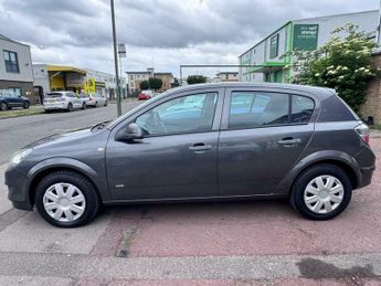 Vauxhall Astra 1.8i 16v Life 5dr