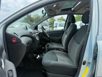 Toyota Yaris 1.3 VVT-i T Spirit 5dr