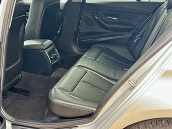BMW 3 SERIES 320d XDRIVE SE