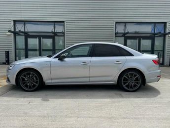 Audi A4 2.0 TDI S line S Tronic quattro Euro 6 (s/s) 4dr