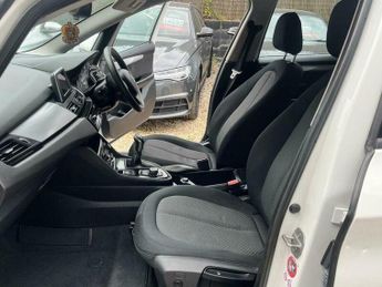 BMW 2 SERIES 2.0 218d SE Euro 6 (s/s) 5dr
